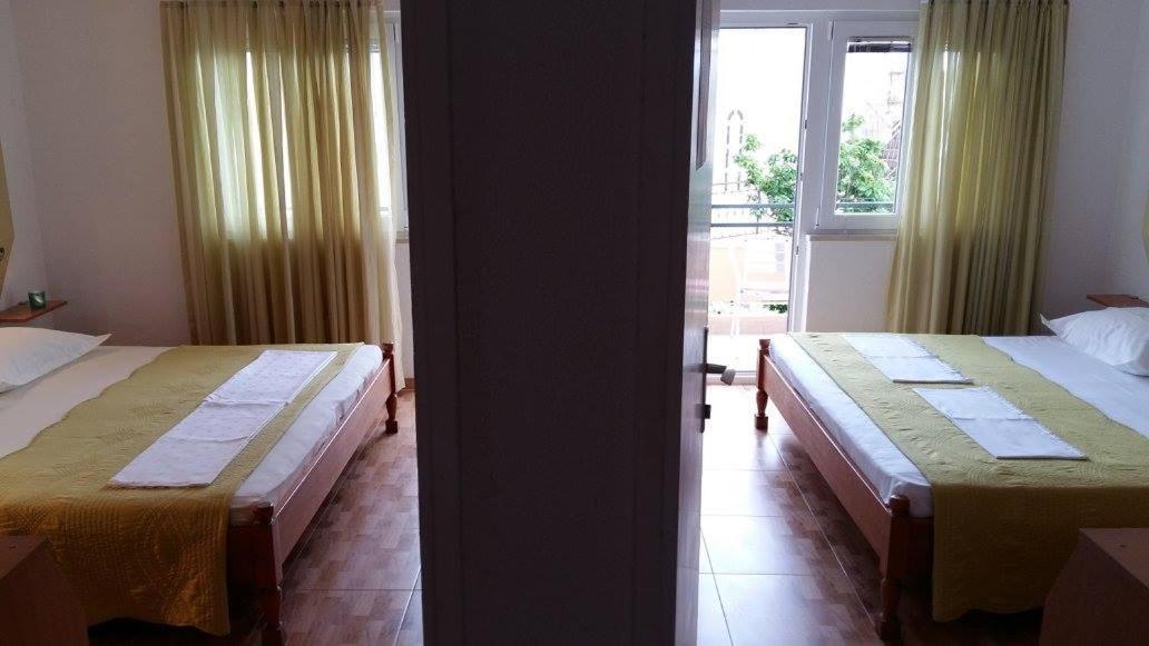 Apartmani Kontic Baška Voda Eksteriør bilde