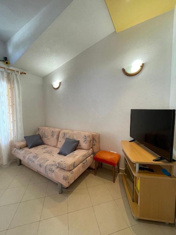 Apartmani Kontic Baška Voda Eksteriør bilde