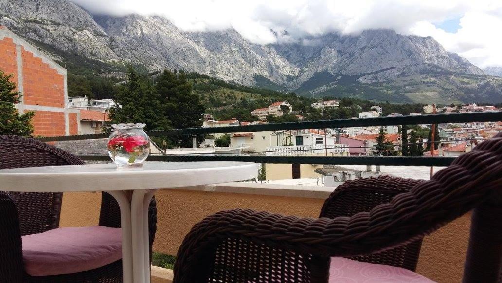 Apartmani Kontic Baška Voda Eksteriør bilde