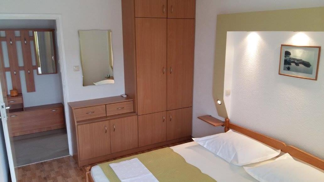 Apartmani Kontic Baška Voda Eksteriør bilde