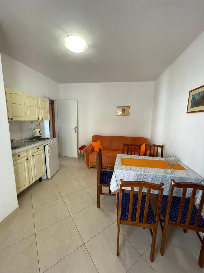 Apartmani Kontic Baška Voda Eksteriør bilde
