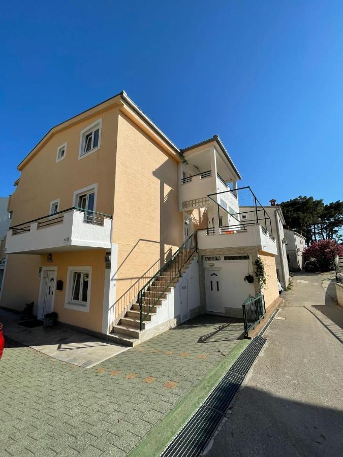 Apartmani Kontic Baška Voda Eksteriør bilde